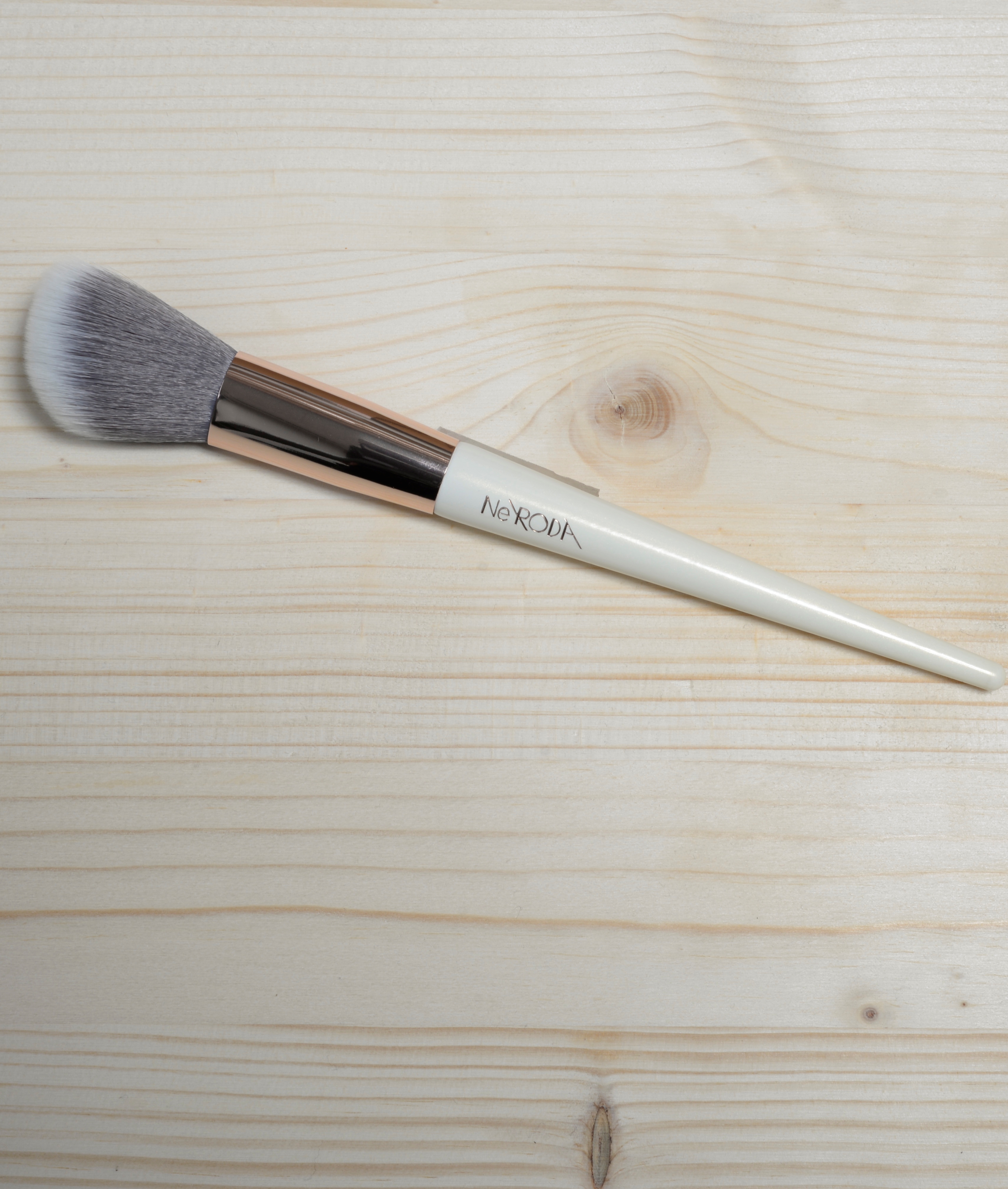 NERODA 305 Blush angolato