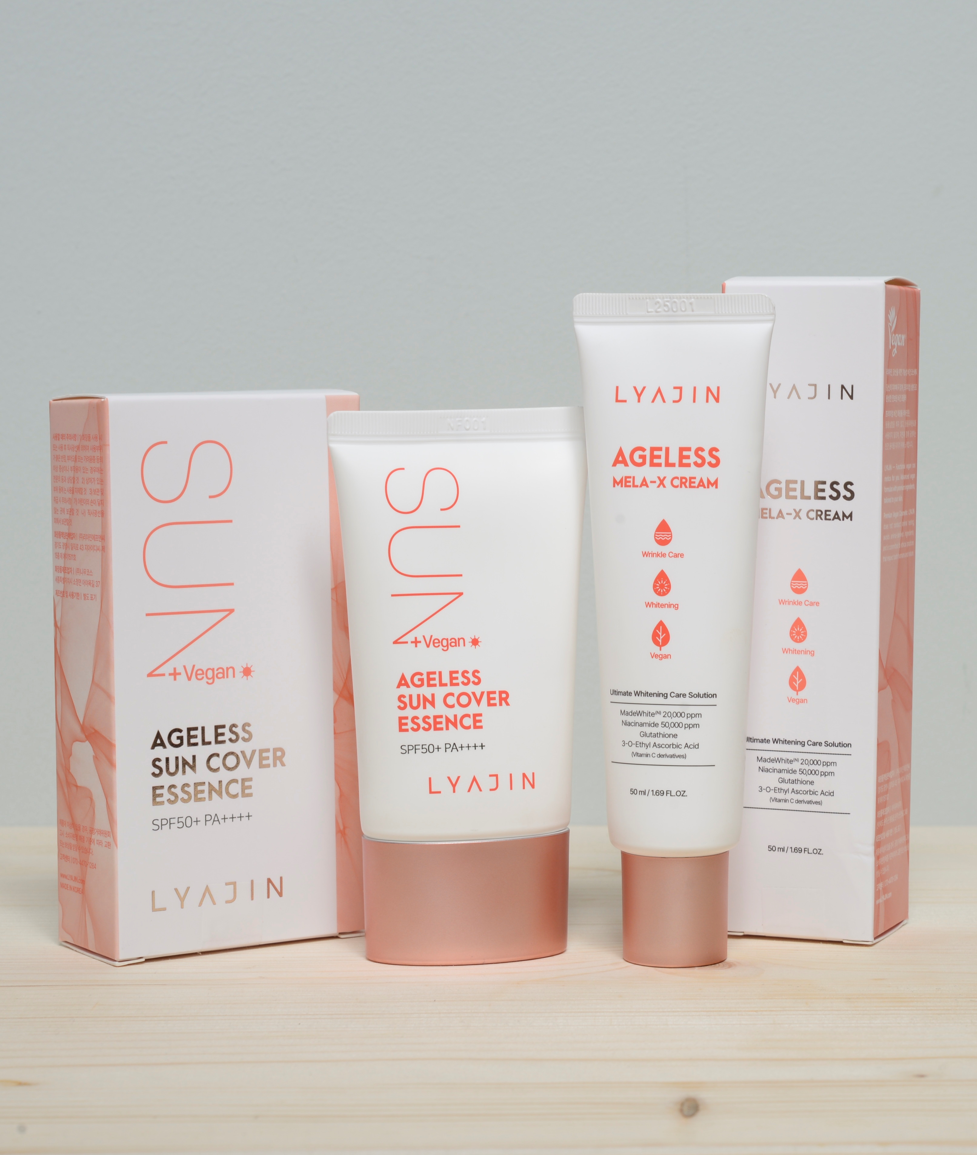 Set Lyajin: crema antiet� e crema solare
