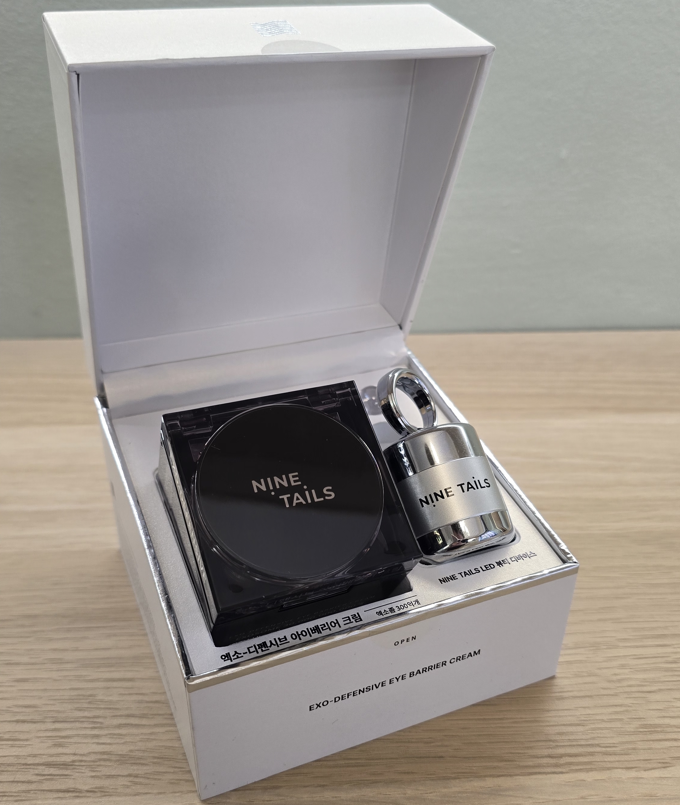 NINE TAILS EXO-Defensive Eye Barrier Cream 30ml - Crema contorno occhi + Device